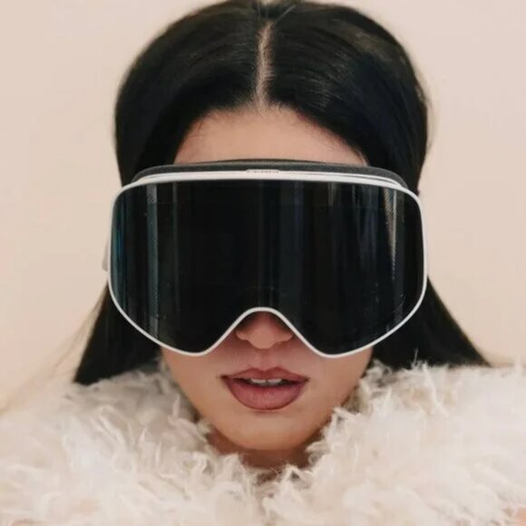 Fendi FE40152U SKI MASK Women 20C Grey Smoke Mirror NEW AUTHENTIC - Picture 13 of 16